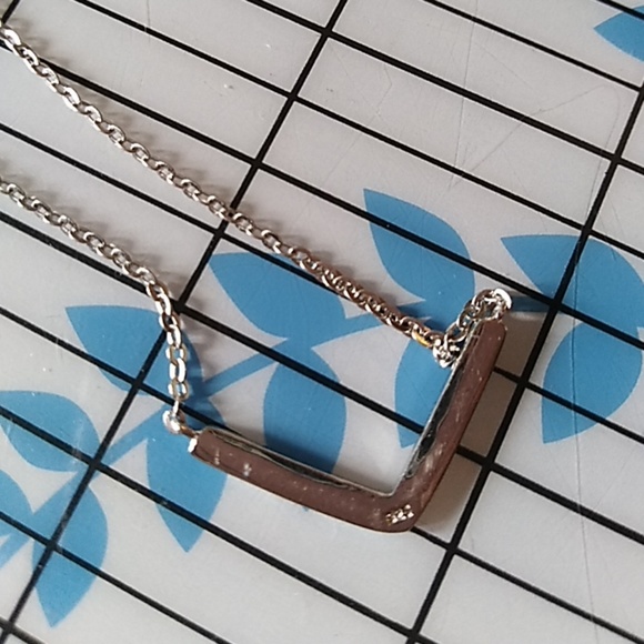 Sparkling Chevron Sterling Silver cz necklace - Picture 5 of 5